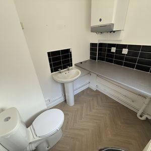 Photo 6- click for photo gallery